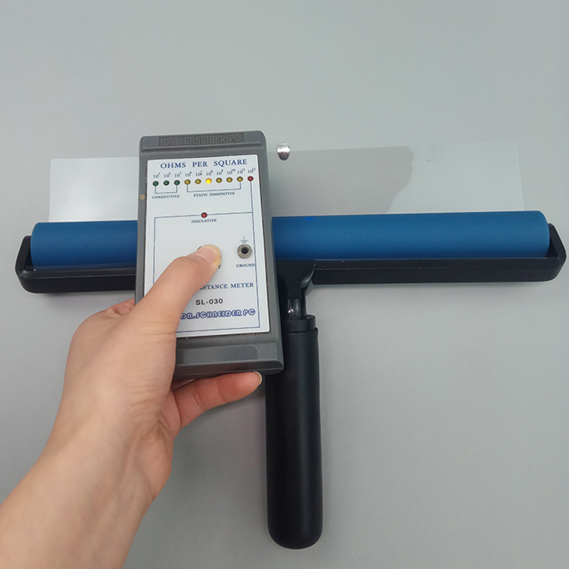 Con lăn dính cao su chống tĩnh điện